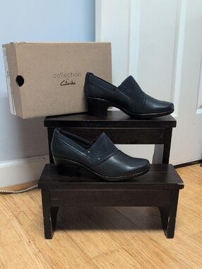 Clarks Collection Emily Step Navy Blue Leather Slip-On Low Heel Loafers Size 10M